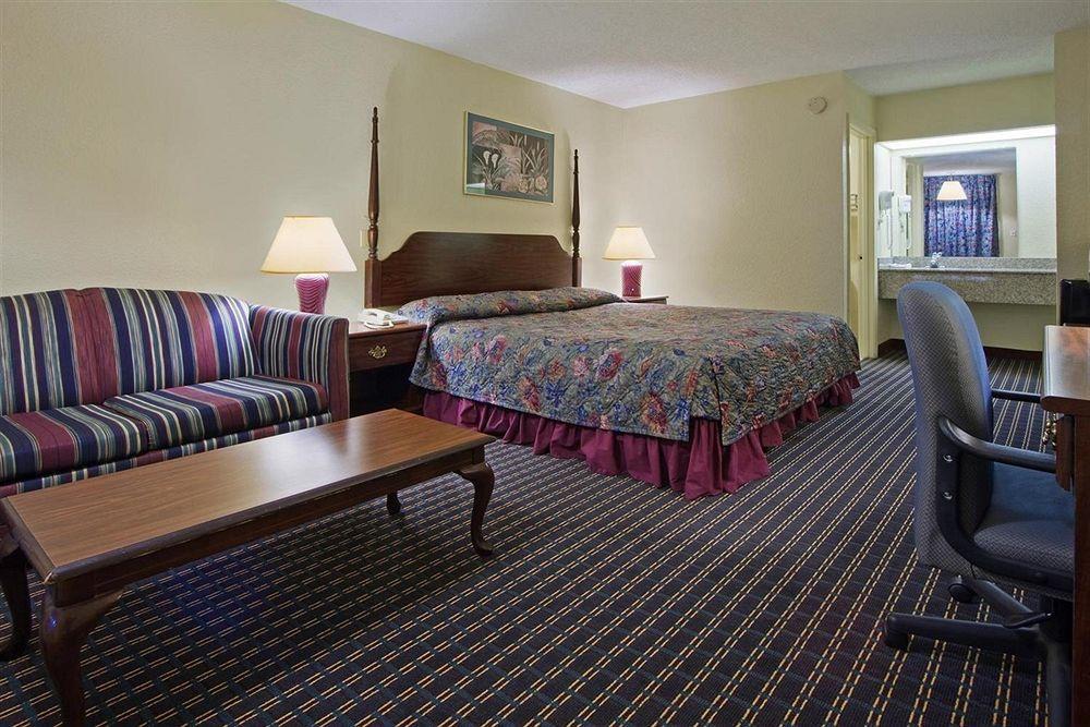 Red Roof Inn Sumter Room photo