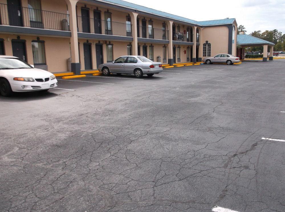 Red Roof Inn Sumter Exterior photo