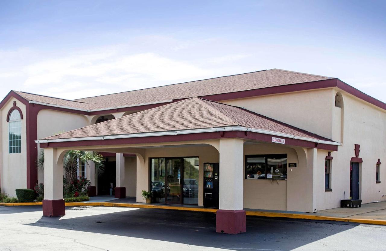 Red Roof Inn Sumter Exterior photo